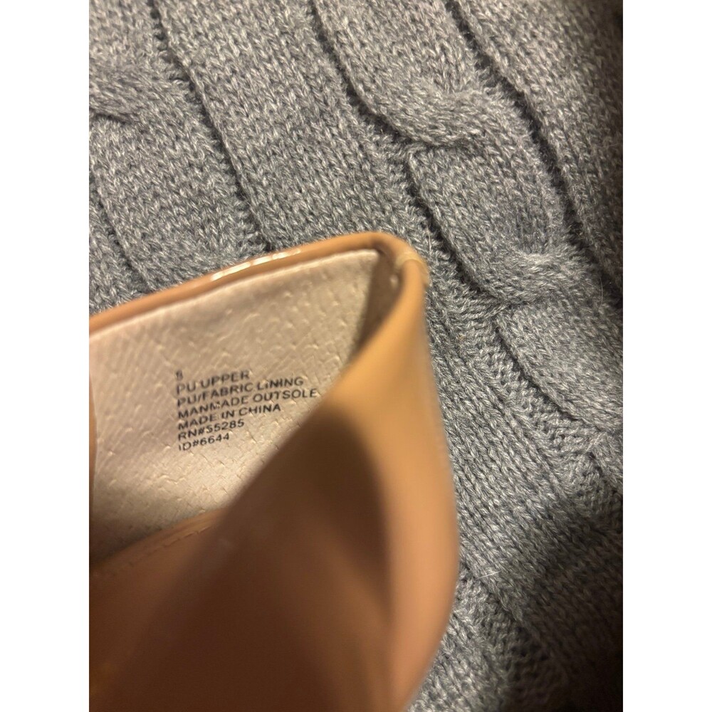 Express Classic Pointed Toe Pumps - Picture 11 of 11